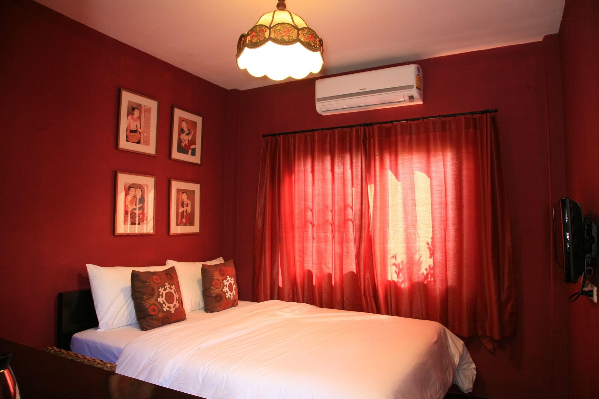 Lilu Chiang Mai Hotel Exterior photo