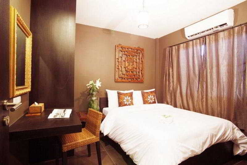Lilu Chiang Mai Hotel Exterior photo